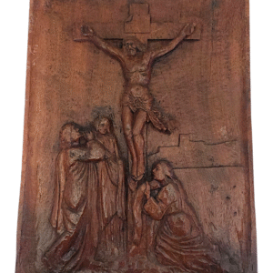 Bas-relief bois sculpté religieux Crucifixion du Christ